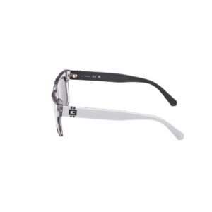 Alternative view of Guess 0121